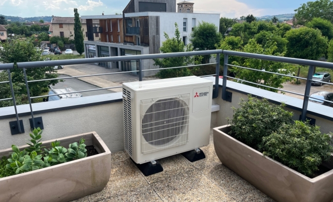 Groupe extérieur en terrasse